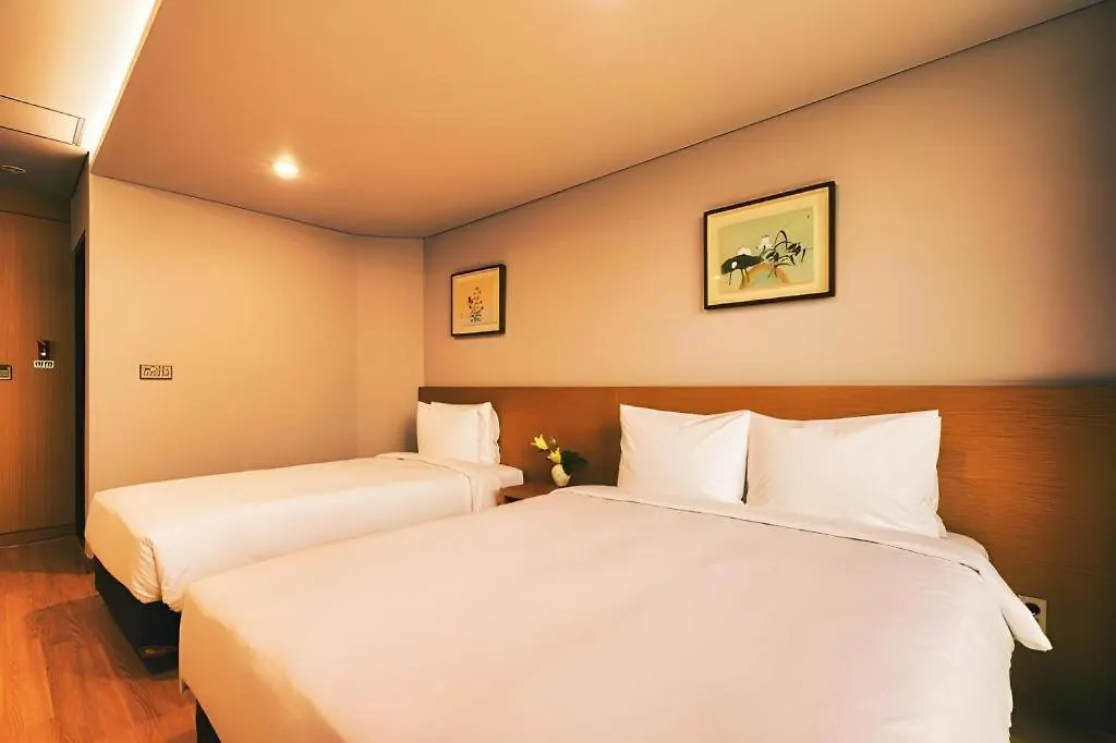 Kwangsu Hotel 釜山 4*,